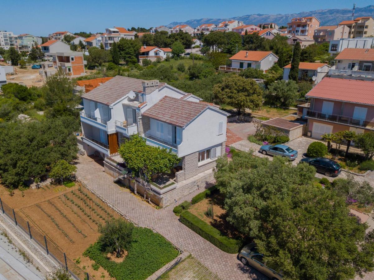 Tonica Apartments Novalja Exterior photo